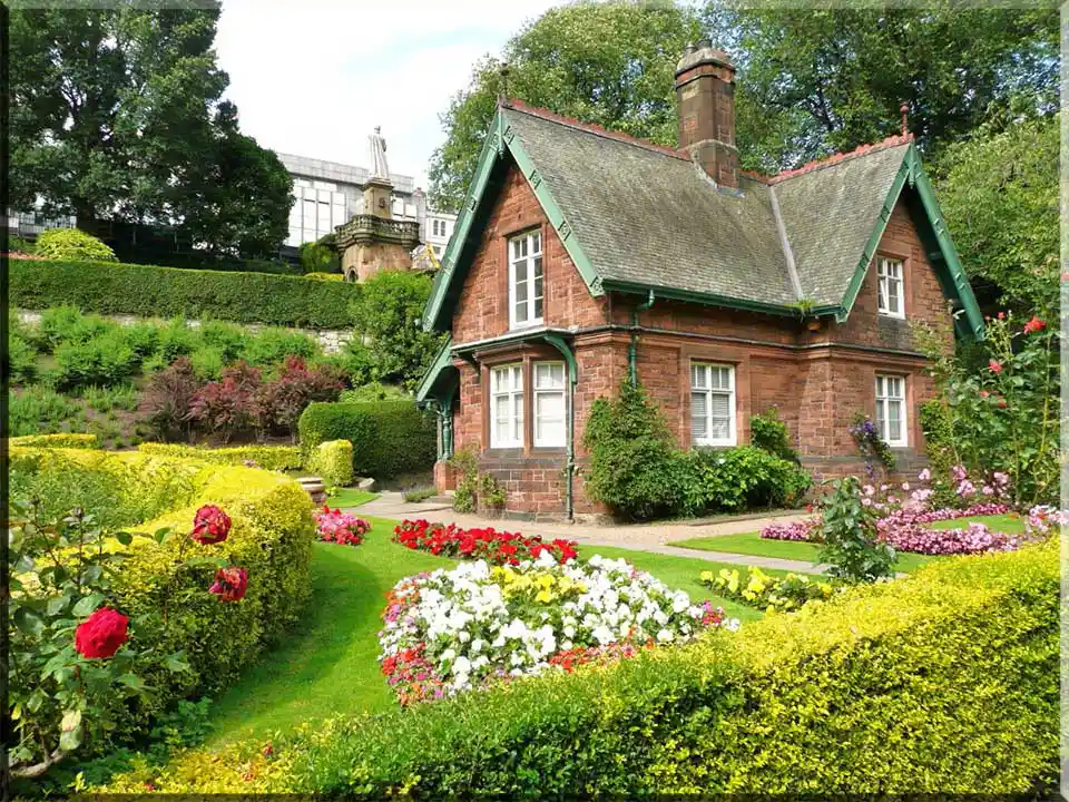 Mẫu nhà sân vườn đẹp phong cách châu Âu